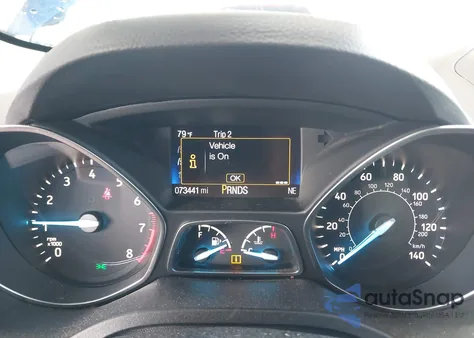 2018 Ford Escape S z USA, uszkodzony, nr VIN 1FMCU0F76JUA27845